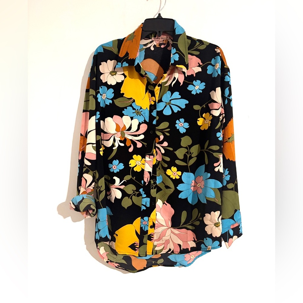 Bailey Rose black floral button up Dark Cottage Whimsy Shirt Size S